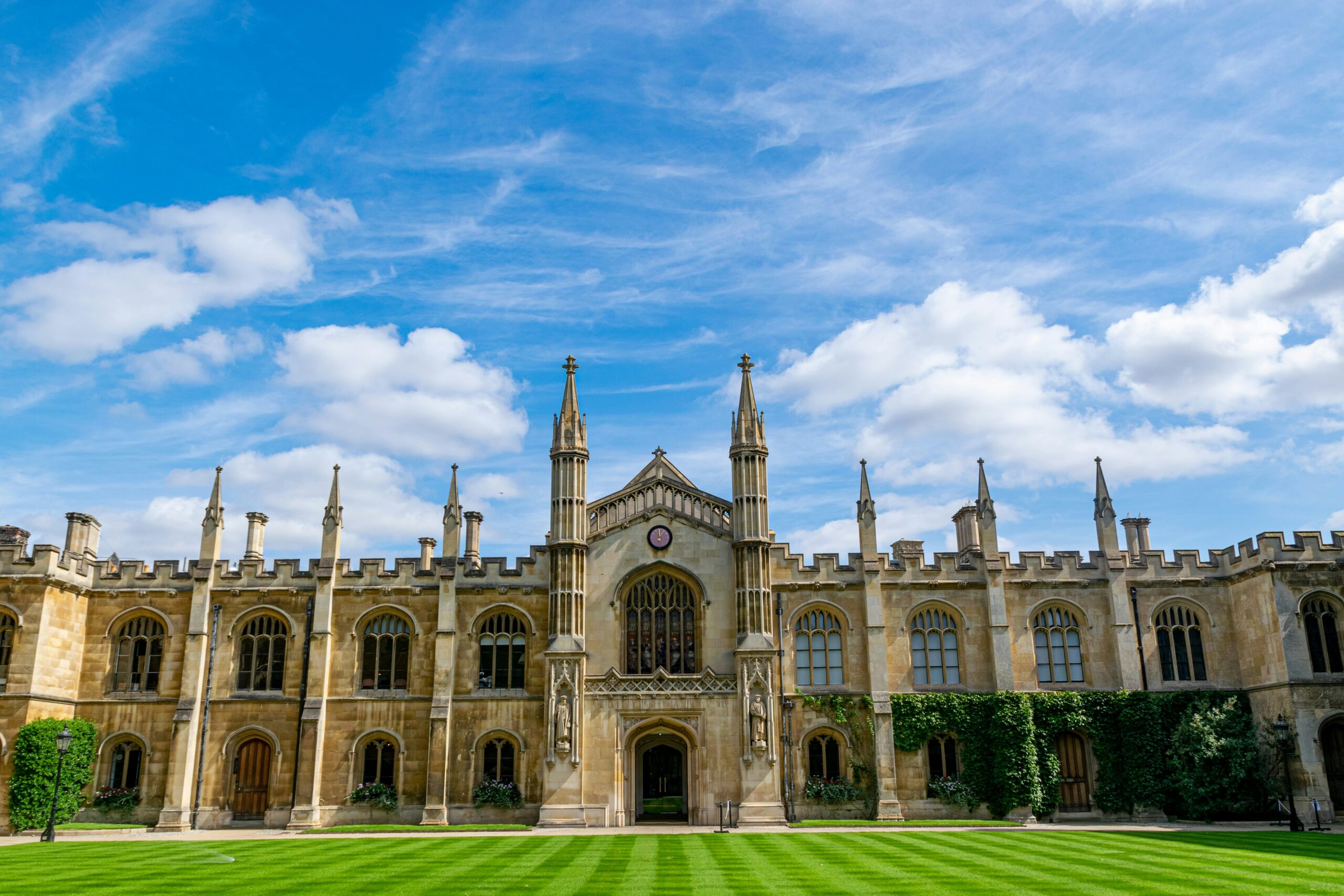 summer language school uk boarding campus